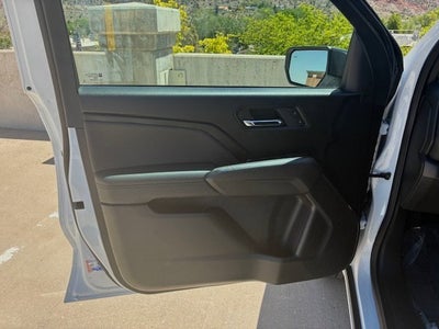 2025 Chevrolet Colorado WT/LT