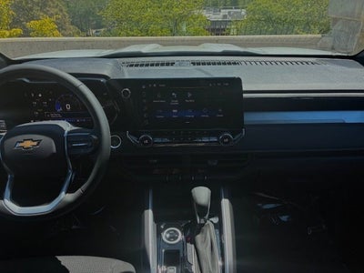 2025 Chevrolet Colorado WT/LT