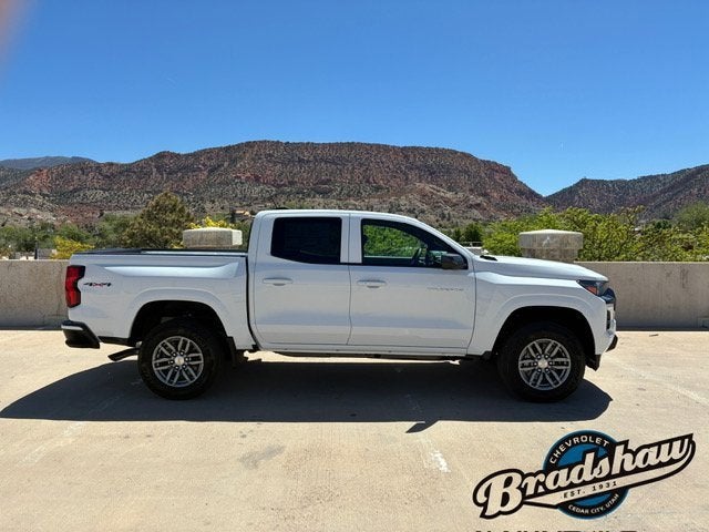 2025 Chevrolet Colorado WT/LT
