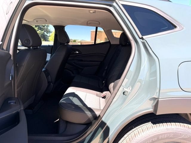 2026 Chevrolet Trax LT - Photo 18