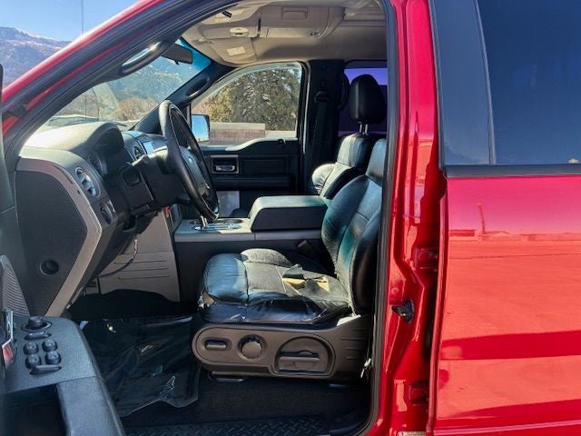 2005 Ford F-150 Base