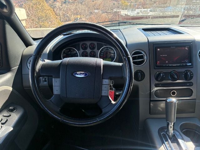 2005 Ford F-150 Base