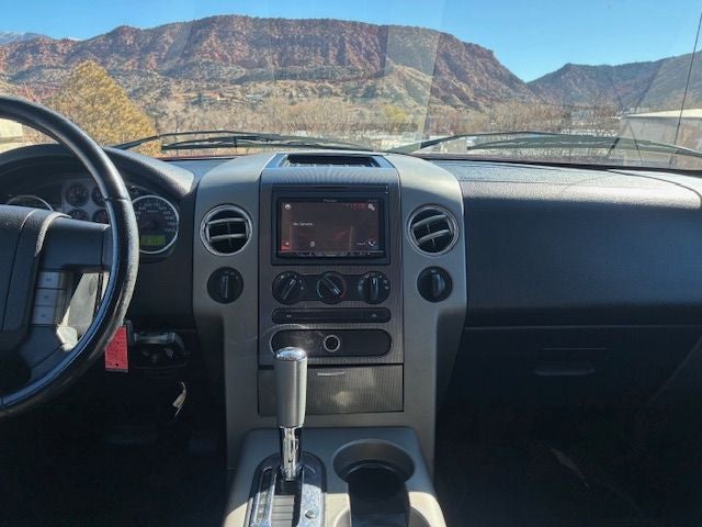 2005 Ford F-150 Base