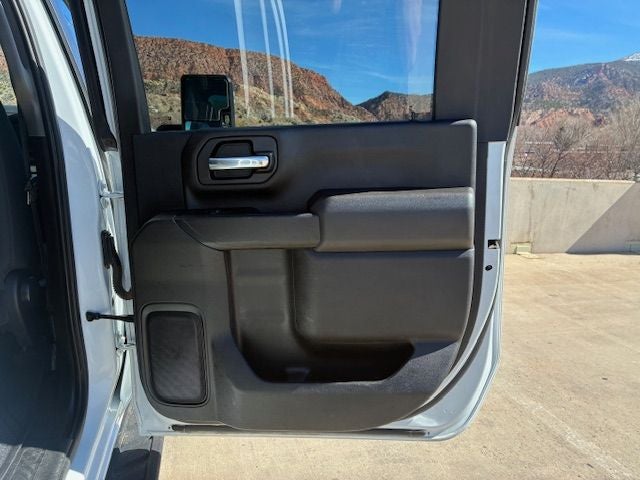 2022 Chevrolet Silverado 2500HD LT Flatbed