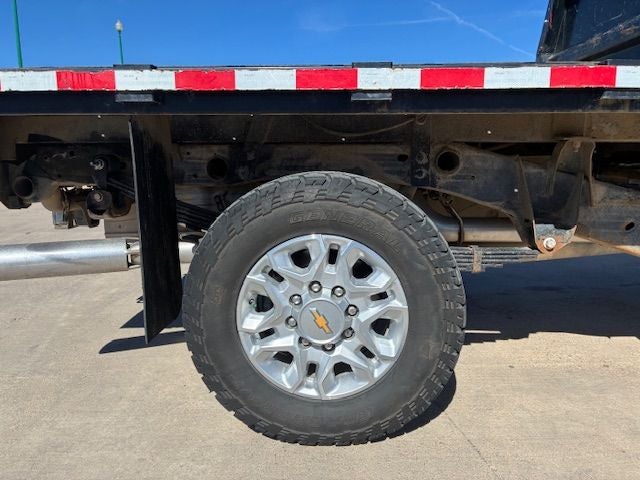 2022 Chevrolet Silverado 2500HD LT Flatbed