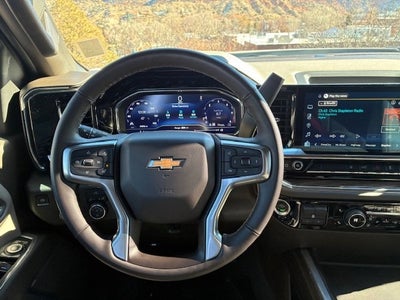 2025 Chevrolet Silverado 3500HD LT Dually/5th Wheel Package