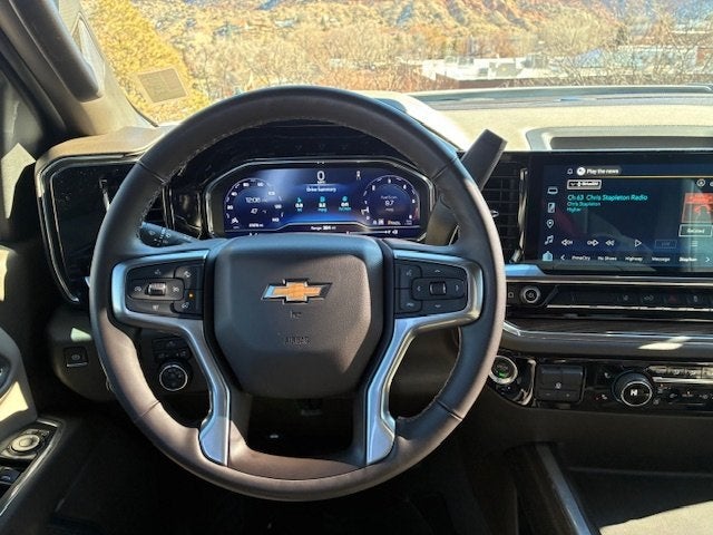 2025 Chevrolet Silverado 3500HD LT Dually/5th Wheel Package