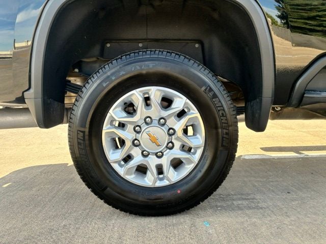 2025 Chevrolet Silverado 3500HD LTZ