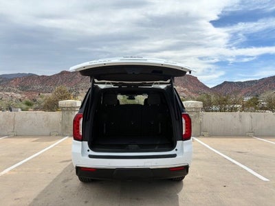 2024 GMC Yukon SLT