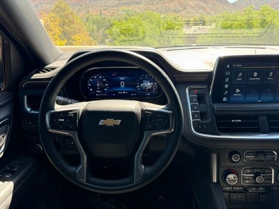 2023 Chevrolet Suburban LT
