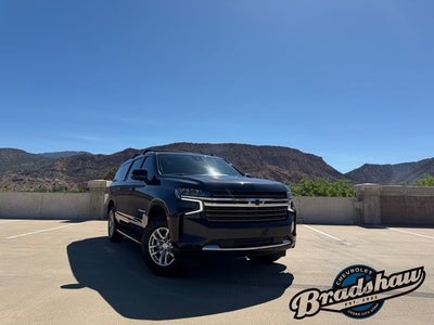 2023 Chevrolet Suburban LT