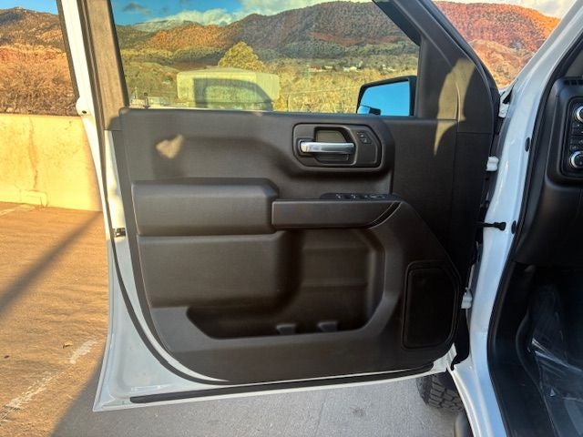 2024 GMC Sierra 2500HD Pro