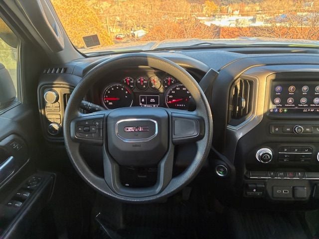 2024 GMC Sierra 2500HD Pro