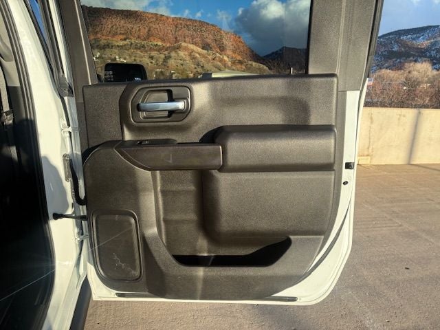 2024 GMC Sierra 2500HD Pro