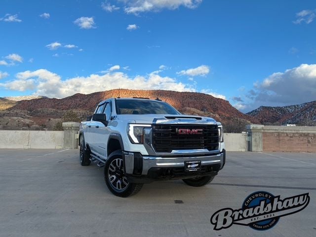 2024 GMC Sierra 2500HD Pro
