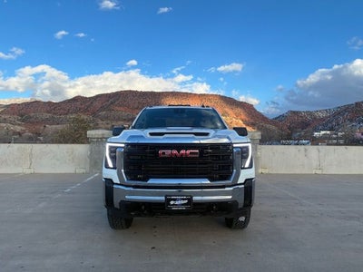 2024 GMC Sierra 2500HD Pro