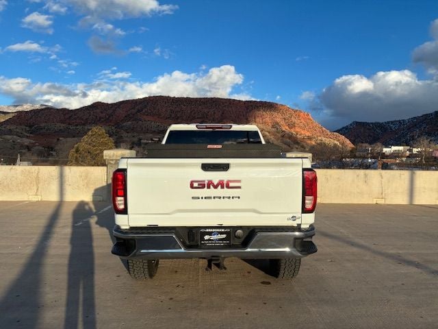 2024 GMC Sierra 2500HD Pro