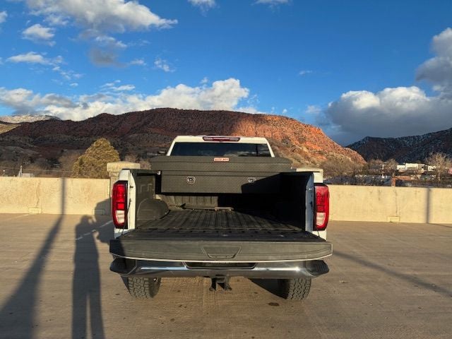 2024 GMC Sierra 2500HD Pro