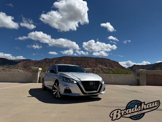 Used 2019 Nissan Altima SR with VIN 1N4BL4CV4KC128733 for sale in Cedar City, UT