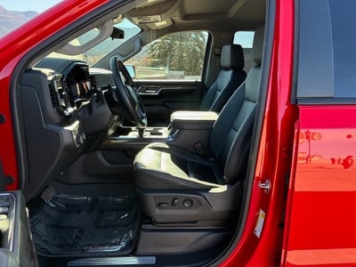 2024 Chevrolet Silverado 1500 LT Trail Boss Premium Package