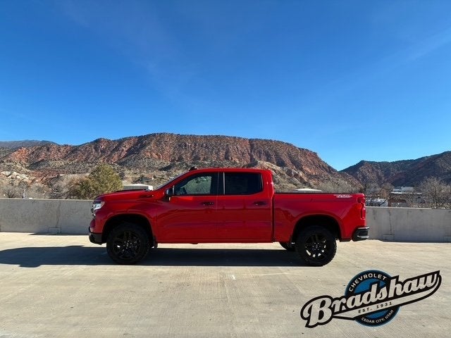 2024 Chevrolet Silverado 1500 LT Trail Boss Premium Package