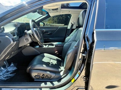 2024 Lexus ES 350 Ultra Luxury