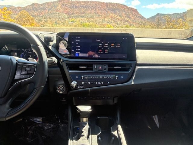 2024 Lexus ES 350 Ultra Luxury