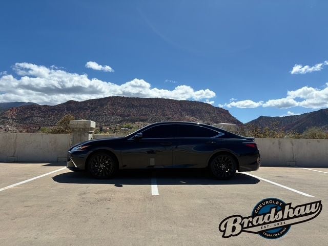 2024 Lexus ES 350 Ultra Luxury