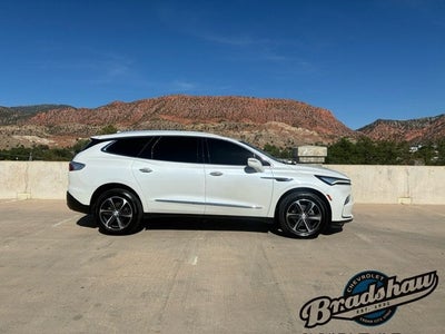 2022 Buick Enclave Essence AWD 1SL