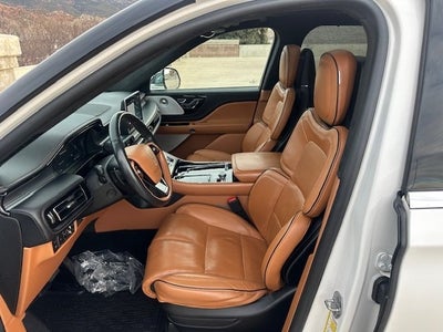 2022 Lincoln Aviator Plug-In Hybrid Black Label Grand Touring