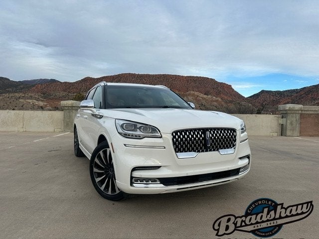 2022 Lincoln Aviator Plug-In Hybrid Black Label Grand Touring
