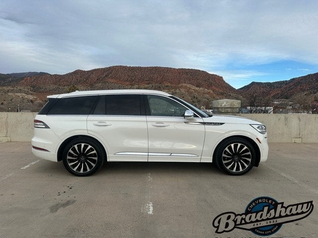 2022 Lincoln Aviator Plug-In Hybrid Black Label Grand Touring