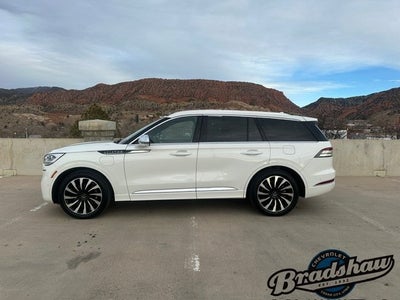 2022 Lincoln Aviator Plug-In Hybrid Black Label Grand Touring