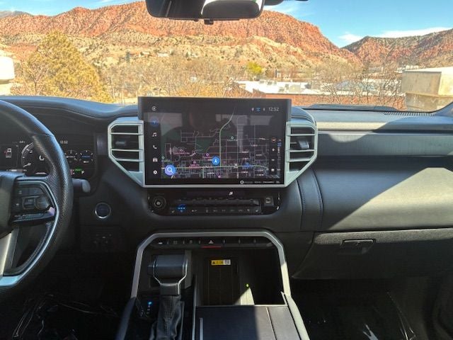 2024 Toyota Tundra Hybrid Platinum