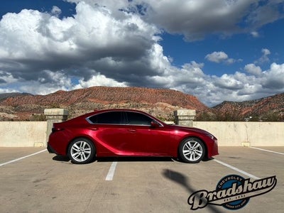 2022 Lexus IS 300