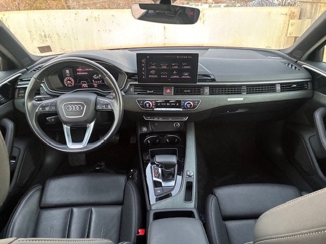 2023 Audi A4 45 S line Premium Plus quattro